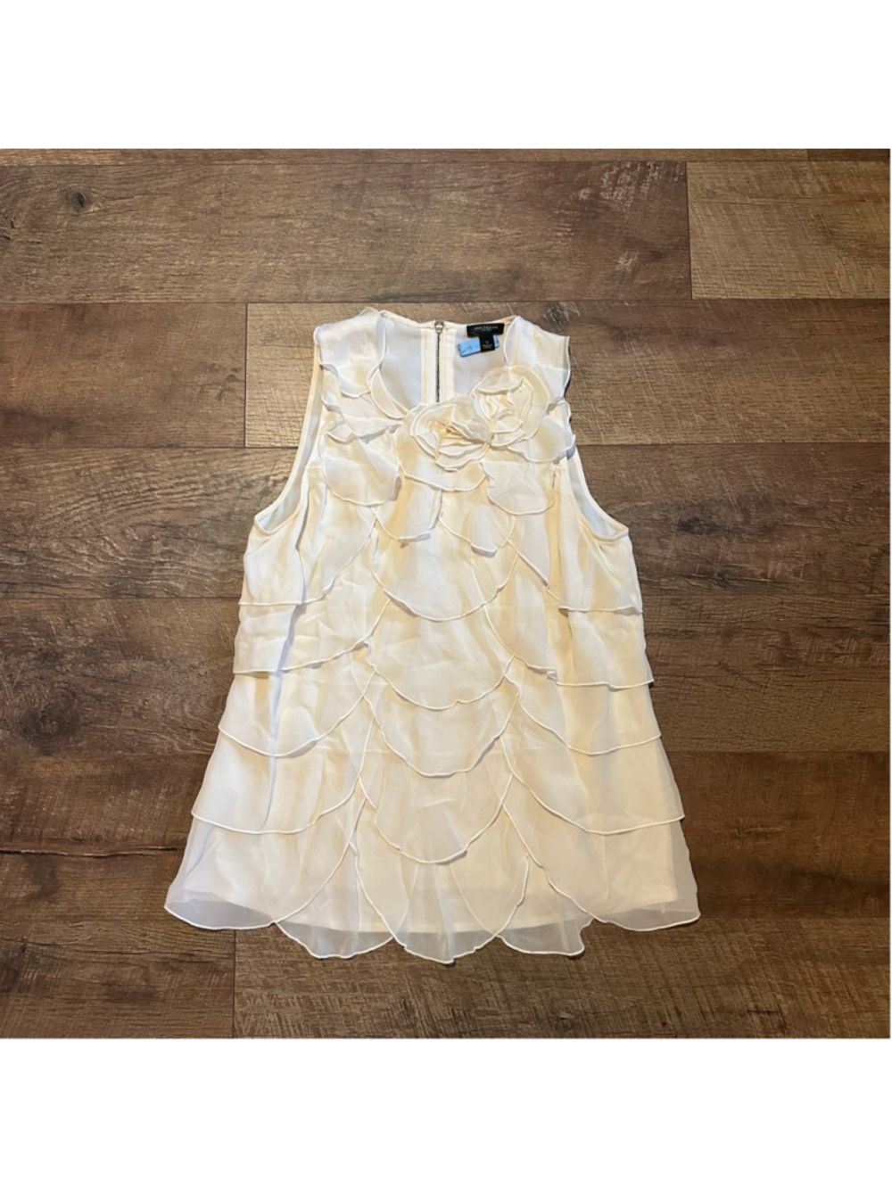 Women's Ann Taylor Sleeveless Top Size S Ivory Summer - Picture 2 of 7